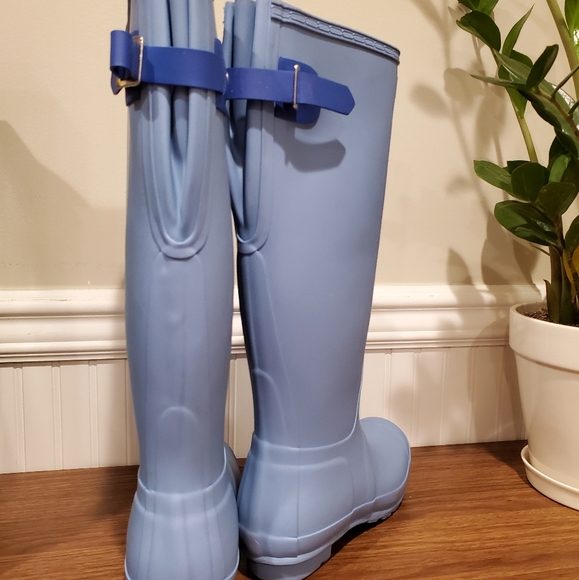 Hunter Boots - Picture 2 of 3